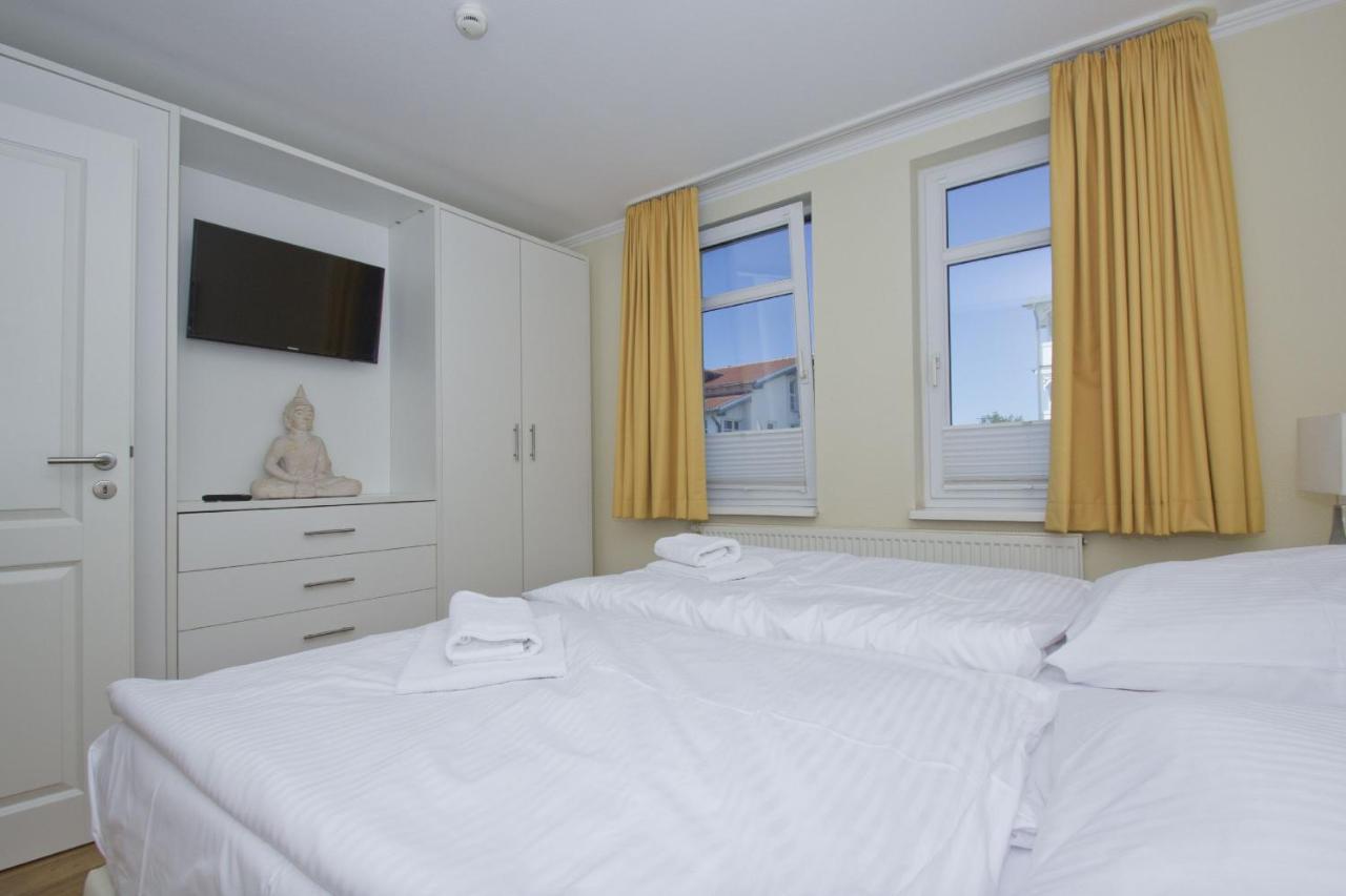 Meeresblick Residenzen FeWo 24 deluxe, inklusive Sauna und Schwimmbadnutzung im AHOI Sellin Goehren  Exterior foto