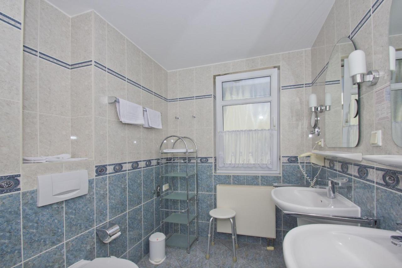 Meeresblick Residenzen FeWo 24 deluxe, inklusive Sauna und Schwimmbadnutzung im AHOI Sellin Goehren  Exterior foto